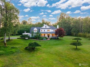 9563 Sunrise Rd, Blaine, WA 98230