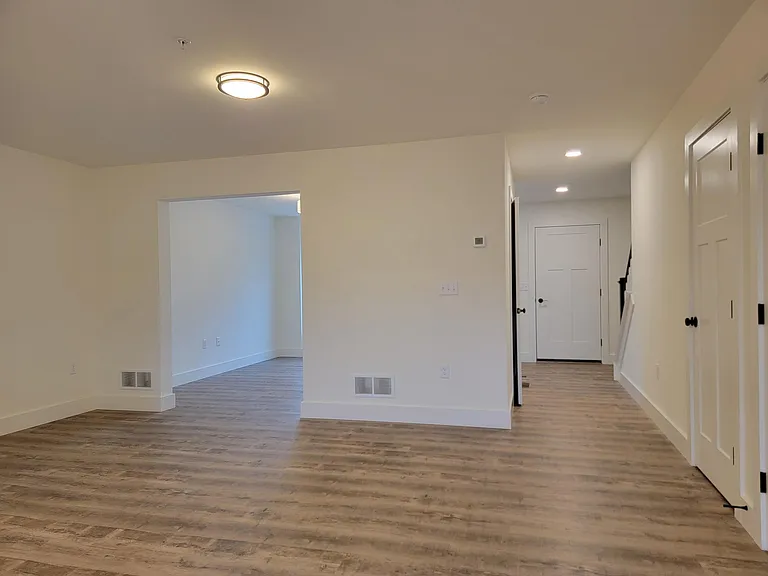 14 Burk Ct — Photo 7