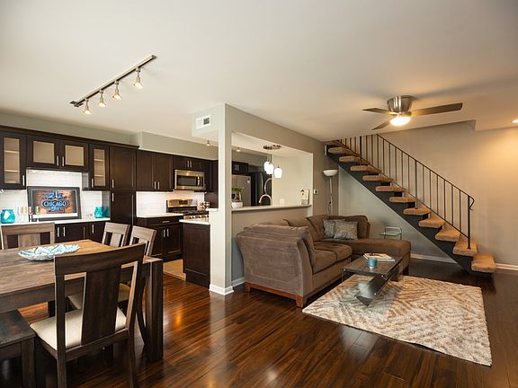 Living Room/Dining Room