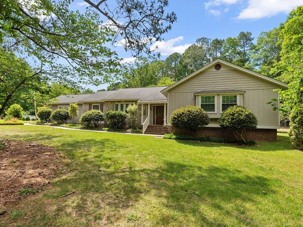 8133 Holly Forest Rd, Wake Forest, NC 27587