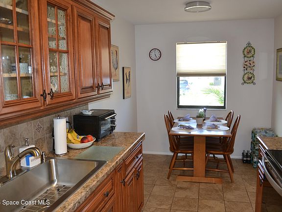 4th image of 1289 Cheney Hwy Unit C