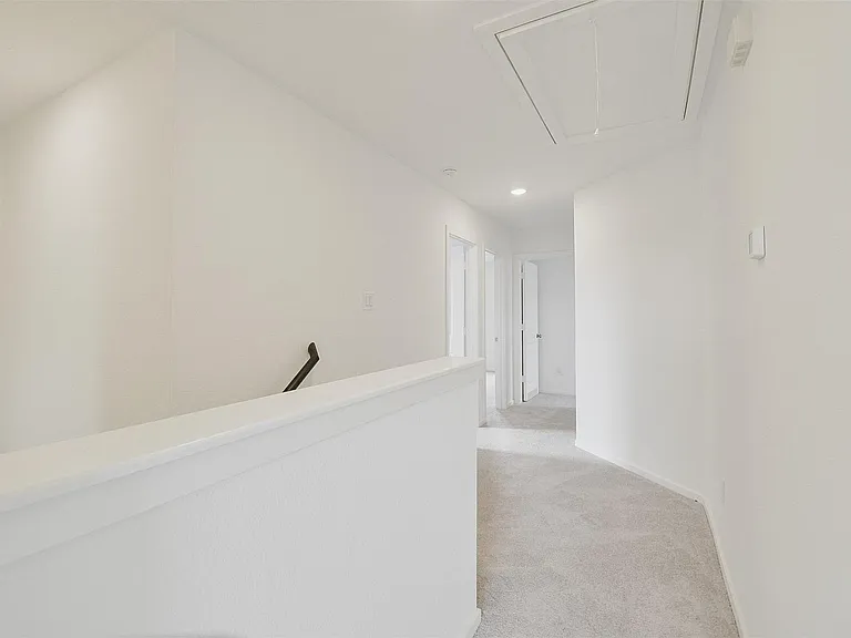18546 Cepagatti Dr — Photo 27