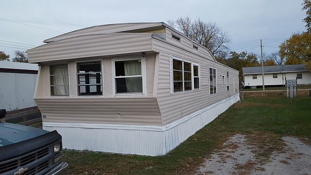 1st image of 207 W Elm St Trailer 6E