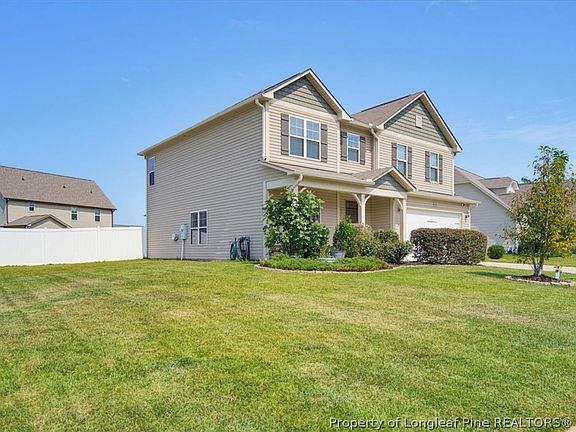 3rd image of 852 Bellingham Way
