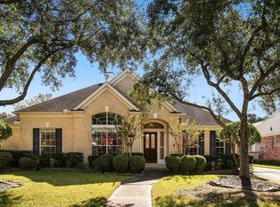 12431 Hazyglen Dr, Houston, TX 77082