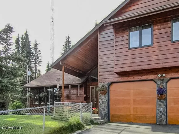 169 N Brentwood St, Soldotna, AK 99669