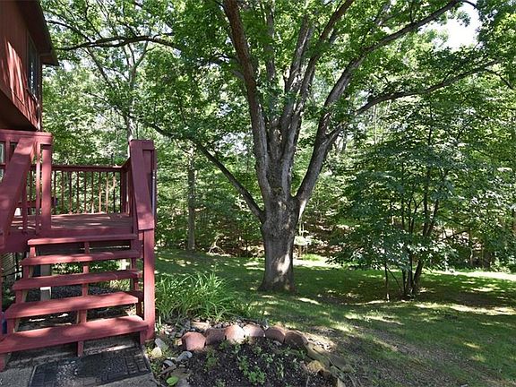 3rd image of 7545 Creekwood Dr #19B