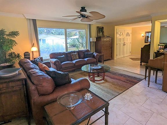 3rd image of 5409 Palm Aire Dr