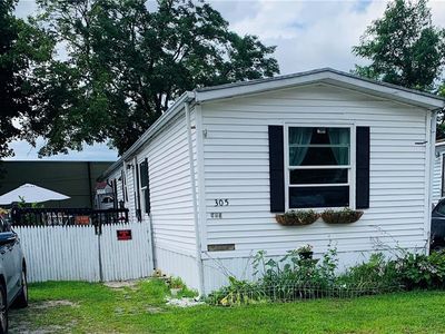 245 Manton St, Pawtucket, RI, 02861