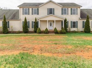 636 Emory Rd, Hillsville, VA 24343