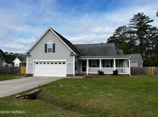 103 Birch Ct, New Bern, NC 28562