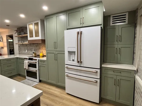 (undisclosed Address), Pompano Beach, FL 33069