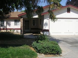6301 N Delbert Ave, Fresno, CA 93722