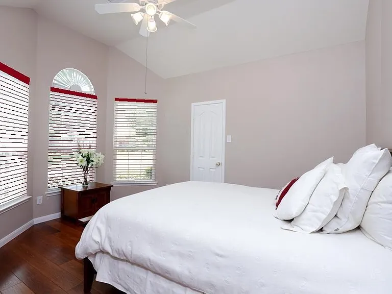 4714 Autumn Orchard Ln — Photo 5