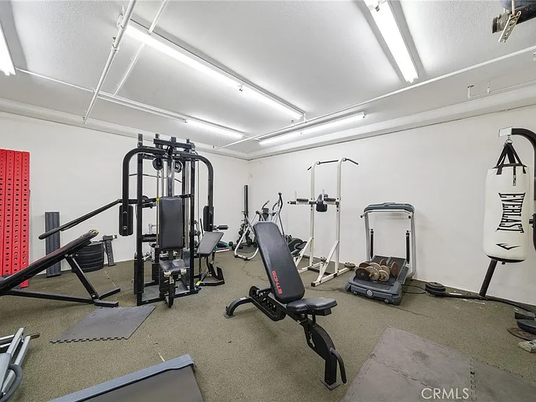 1200 Pacific Coast Hwy #327 — Photo 28