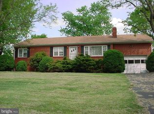 8221 Greenwich Rd, Catlett, VA 20119