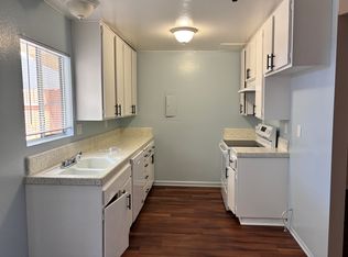 26015 Cypress St APT 20, Lomita, CA 90717