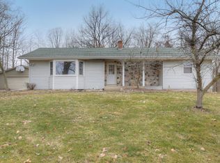 7040 W Parmalee Rd, Middleville, MI 49333