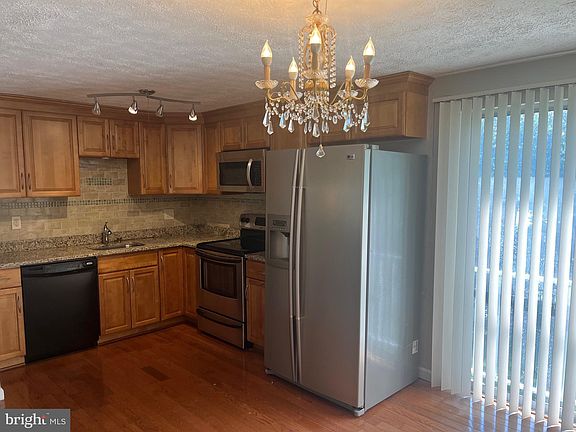 2nd image of 8034 Andiron Ln