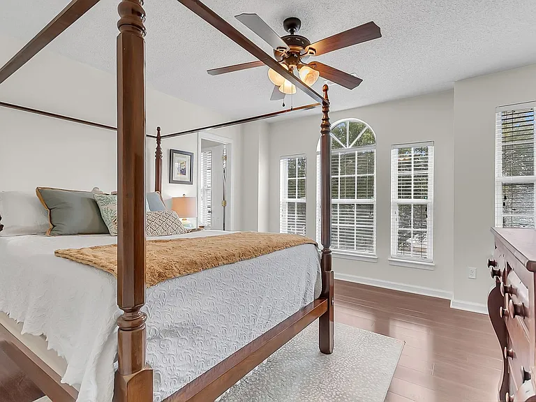 799 Harbor Place Dr — Photo 35
