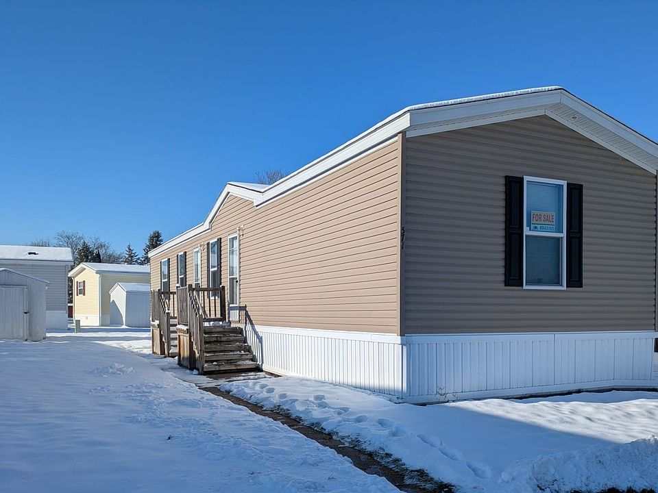 1st image of 106 Van Buren Cir #106