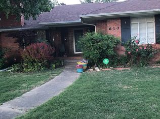 610 S 5th St, Okemah, OK 74859