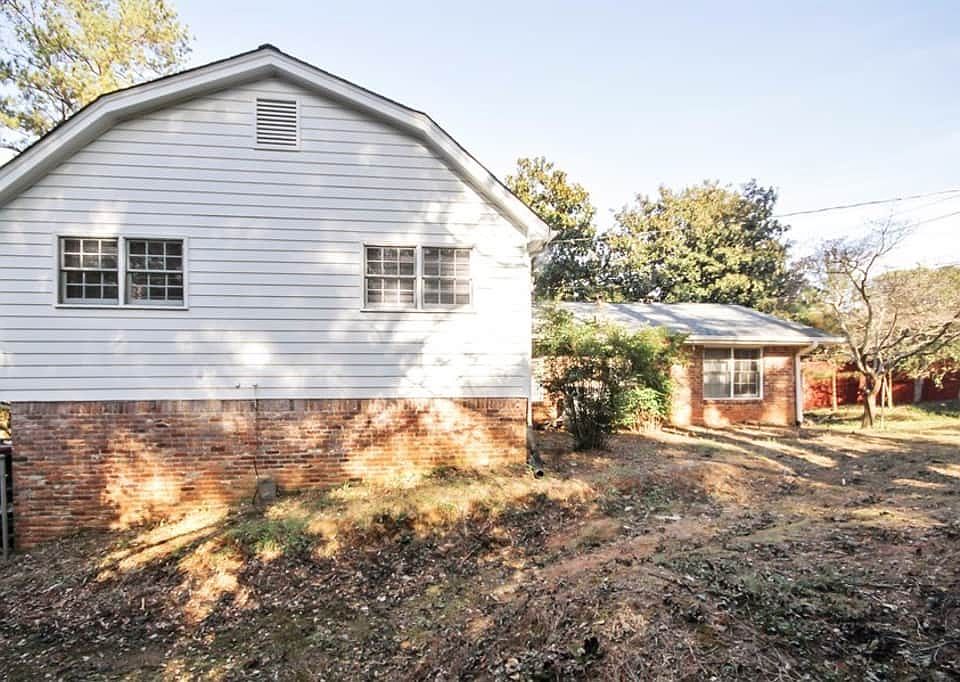2nd image of 3955 Gladney Dr
