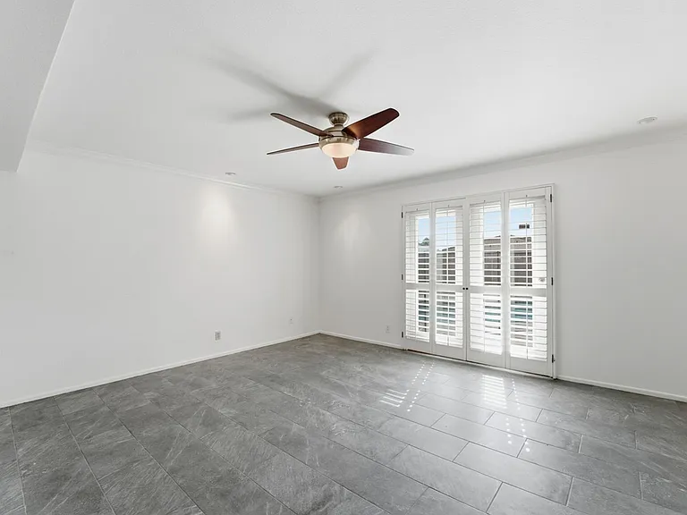 2051 E Hermosa Dr — Photo 39