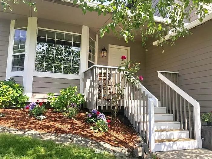 11709 41st Avenue Ct NW — Photo 2