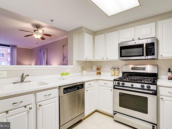 5th image of 3830 9th St N APT 207W