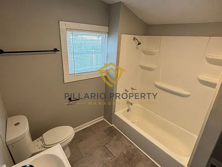 3662 Graceland Ave — Photo 4
