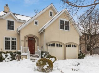 1063 Meadow Rd, Glencoe, IL 60022