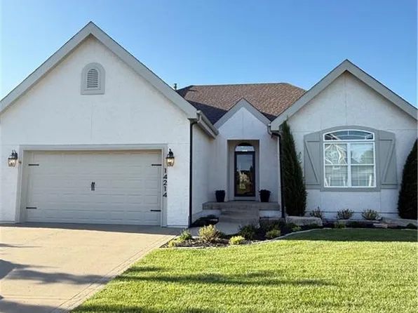 14214 W 155th St, Olathe, KS 66062