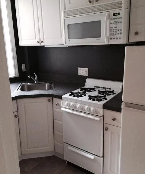 151 Park Dr #14 — Photo 3