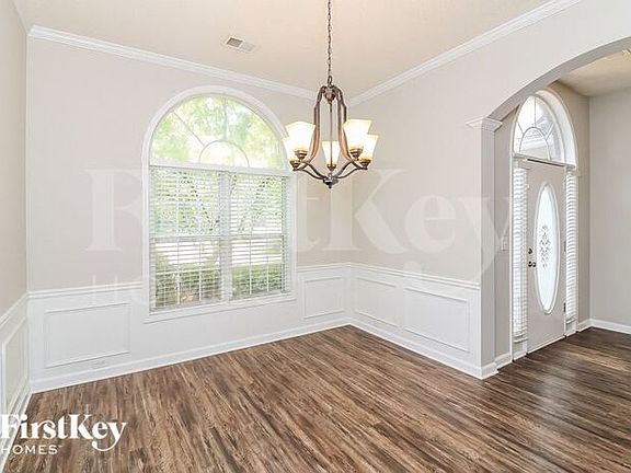 5th image of 3009 Andora Dr SW