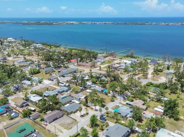 39 1st Ave, Englewood, FL 34223