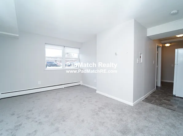 317 Revere St APT 3, Canton, MA 02021