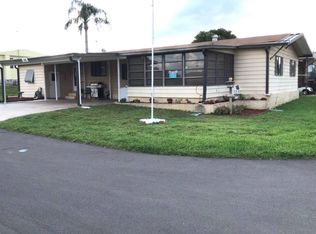 195 Edelweiss Dr, Winter Haven, FL 33881