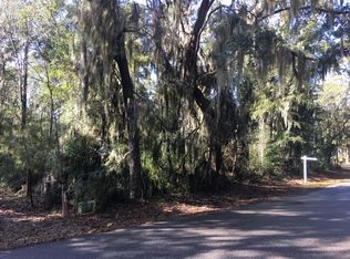 229 Black Skimmer Dr W, Ladys Island, SC 29907