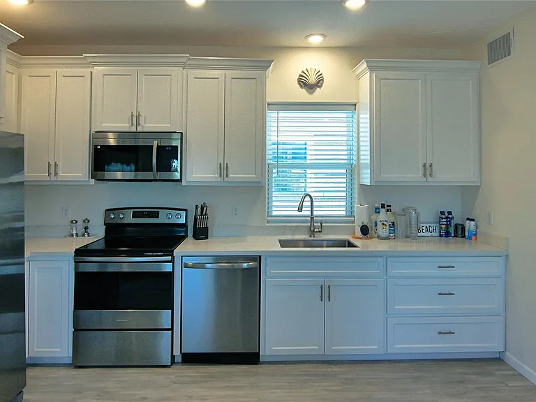 14146 Miramar Dr — Photo 9