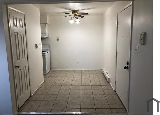 2nd image of 3105 Heritage Dr #1