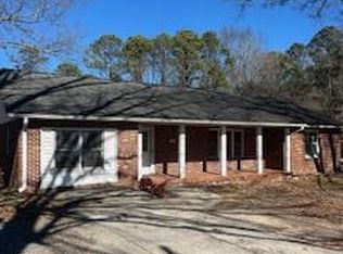 1611 Marshall Rd, Greenwood, SC 29646