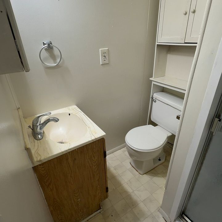 2nd image of 743 Deans Row Ave #5