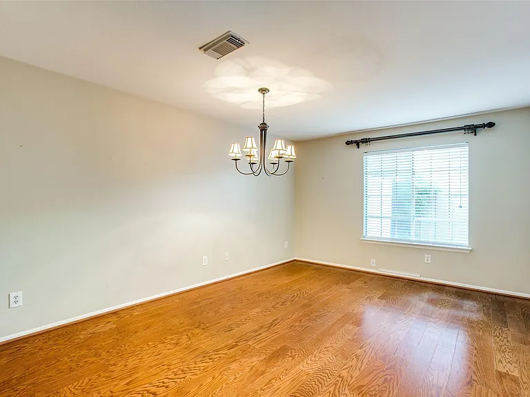 11658 Lakeside Park Dr #313 — Photo 18