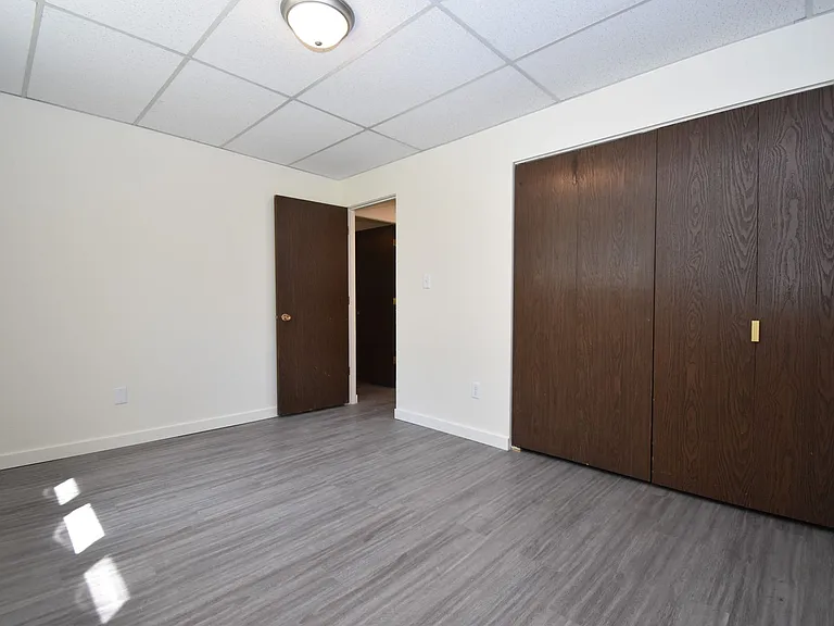 805 W Villard St #1 — Photo 9