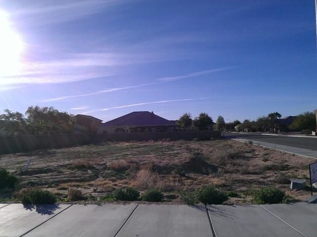 2nd image of 5415 E 38th Pl