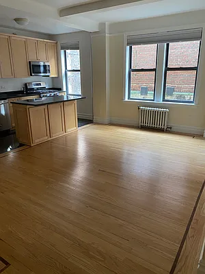 Rented by Real Estate Investors Group LLC | media 22