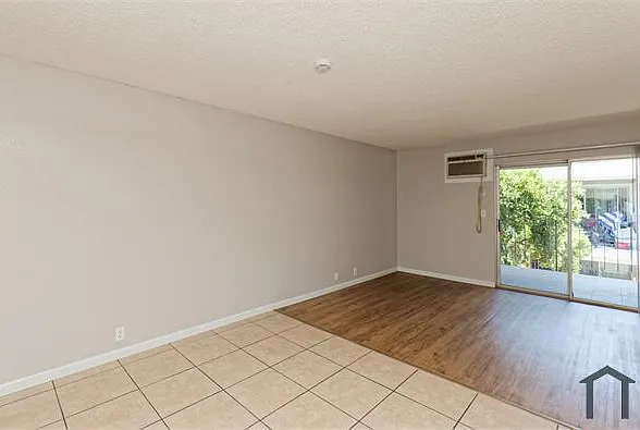 195 E Pacific Ave #2 — Photo 5