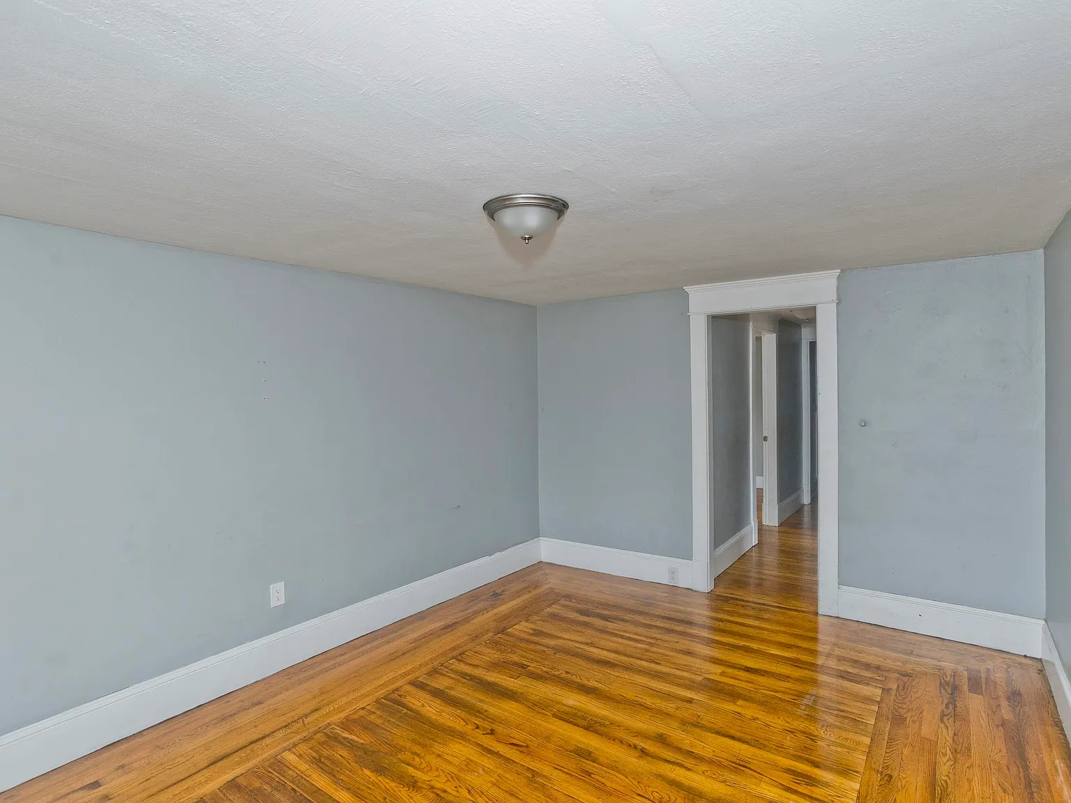 2 bed, 1516 sqft, $1,600 — Photo 2