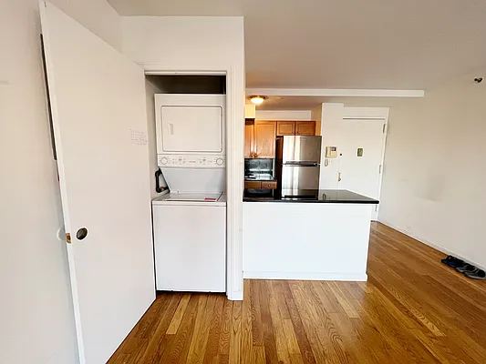 Sold by New Group Realty, Inc. | media 32